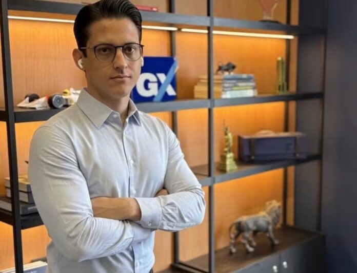 Vinicius Teixeira, fundador da GX Capital, criou método para destravar o ativo travado de médias empresas e facilitar o acesso a empréstimo com taxas mais baixas.