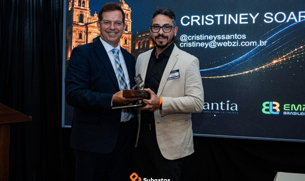 Cristiney Soares é empresário, escritor e especialista em gestão de veículos removidos, pátios, tecnologia e leilões.